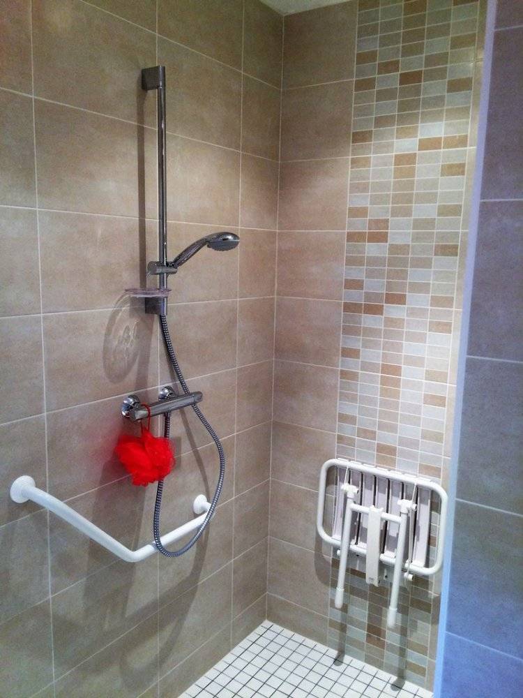 Remond-Fabien-Ain-01-douche